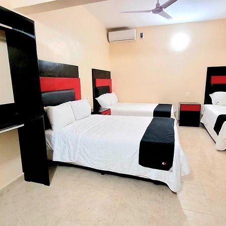Hotel Jardin Cancun Exterior photo